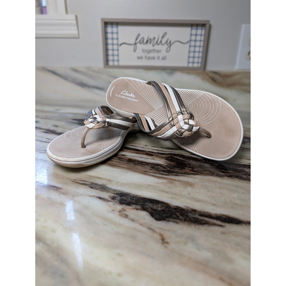 Clarks Cloudsteppers Womens 9 Metallic Braided Thong Sandals Gold Bronze Cream